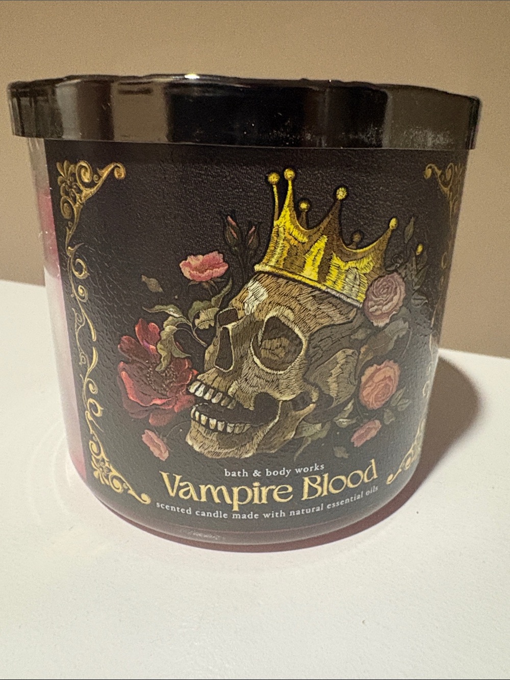 Bath & Body Works Vampire Blood Candle 🧛🏻